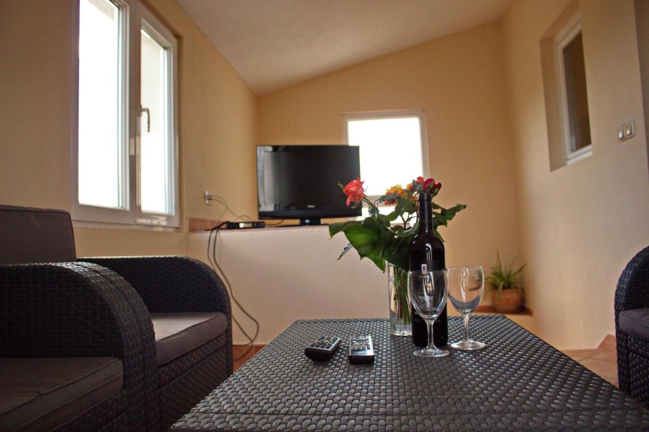 Apartments By The Sea Nin, Zadar - 12890 Екстер'єр фото