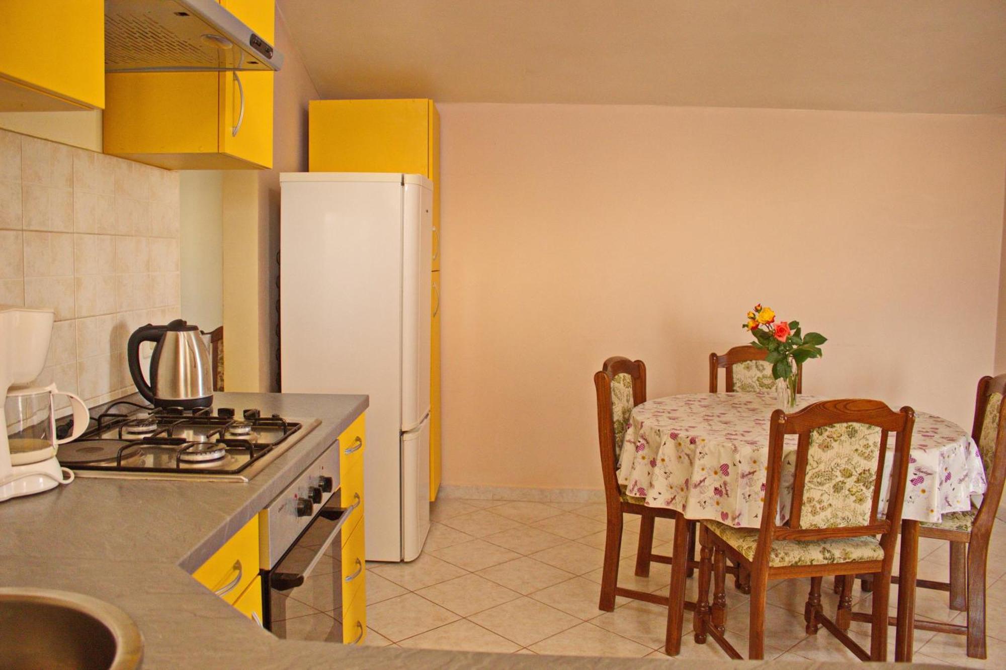 Apartments By The Sea Nin, Zadar - 12890 Номер фото